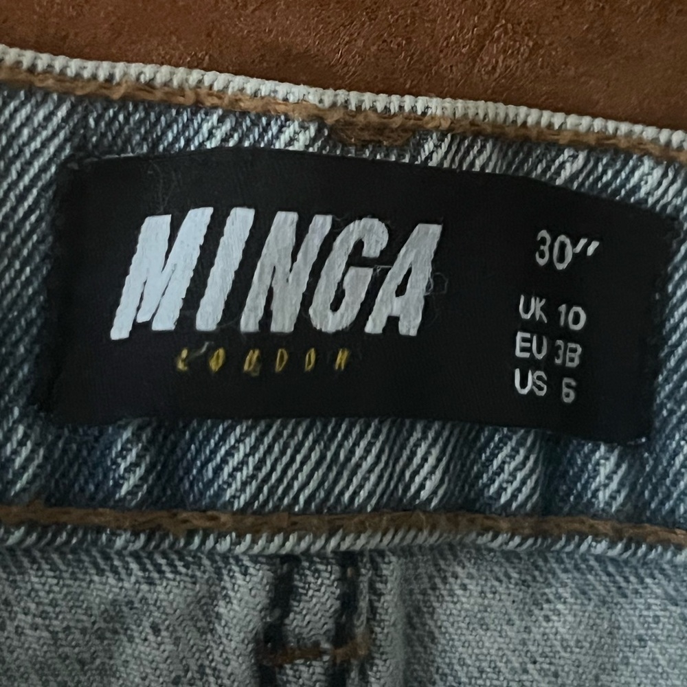 Minga London Light Wash Jeans Nwt Us 6 — image 8 of 8